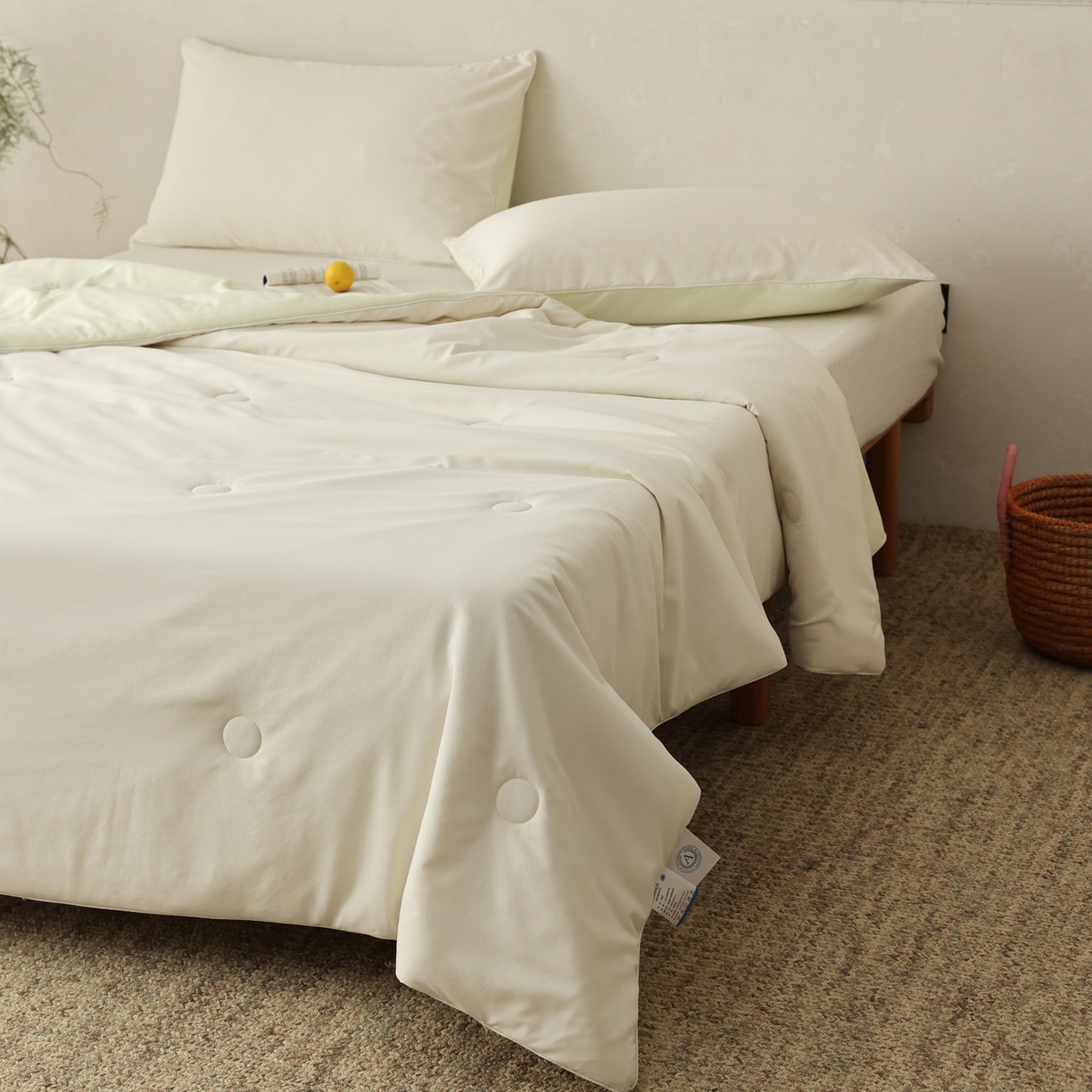 91家纺网 家纺一手货源 找家纺 万盛家纺 2026春夏新款果冻速干夏被夏凉被空调被 糯米黄-绿