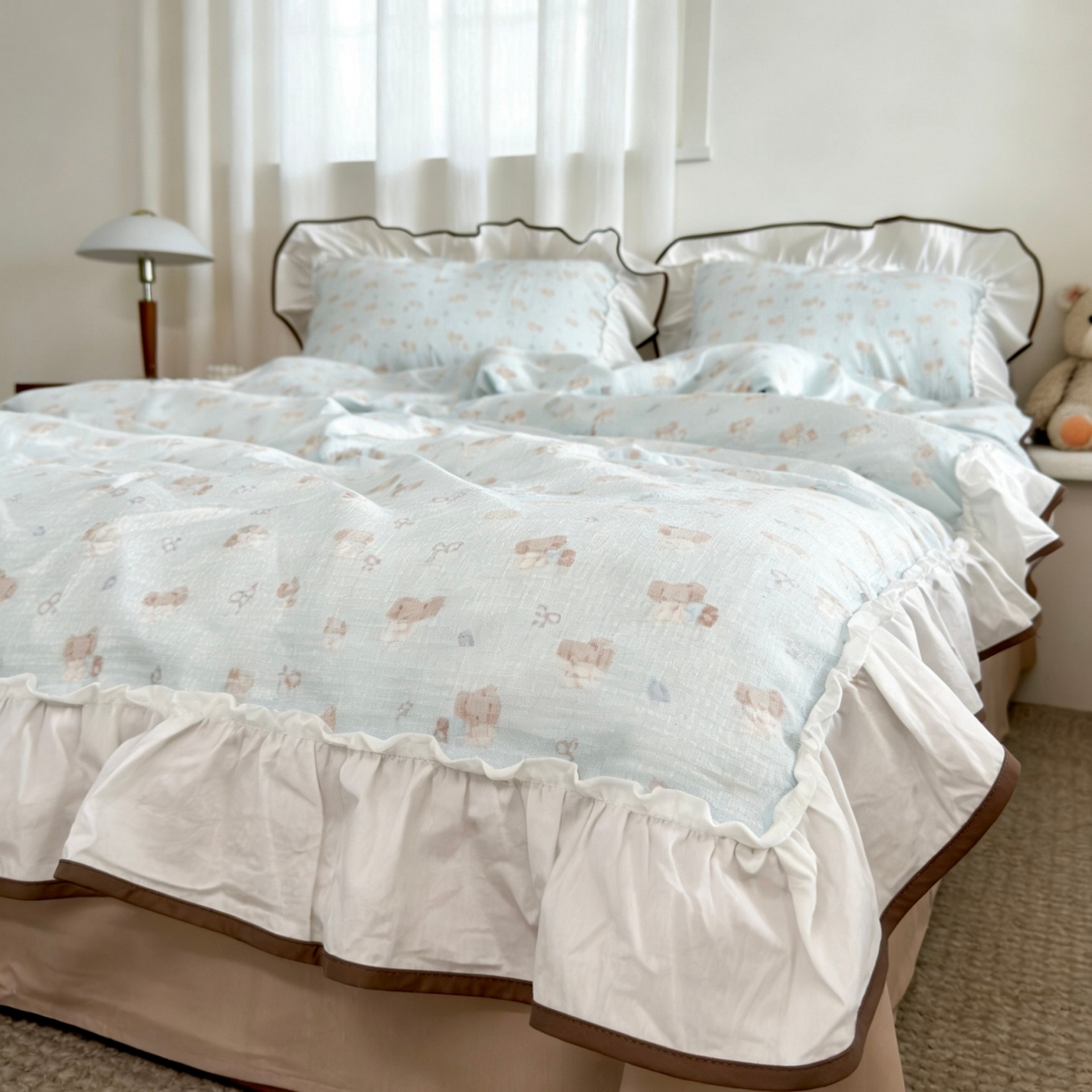91家纺网 家纺一手货源 找家纺 荣轩家居 2026春夏新款韩式重工泡芙花边工艺款全棉纯棉双层纱四件套（铺床版） 蓝宝