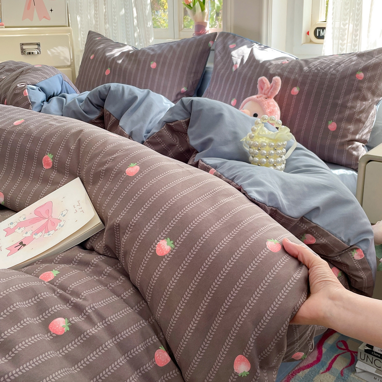 91家纺网 家纺一手货源 找家纺 瑞禾家纺 2026新款古法水洗四件套下载文件包含买家秀 甜酷草莓