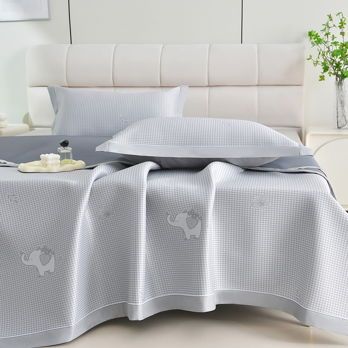 91家纺网 家纺一手货源 找家纺 小牛席业 2026春夏新款【实拍风格】双PE高凉感-小象提花冰丝席系列 灰色