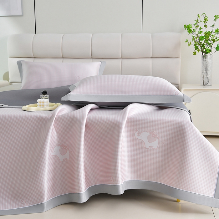 91家纺网 家纺一手货源 找家纺 小牛席业 2026春夏新款【实拍风格】双PE高凉感-小象提花冰丝席系列 粉色