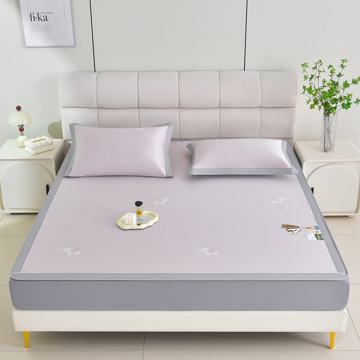 91家纺网 家纺一手货源 找家纺 小牛席业 2026新款【实拍风格】双PE高凉感-小象提花冰丝席系列（床笠款） 粉色