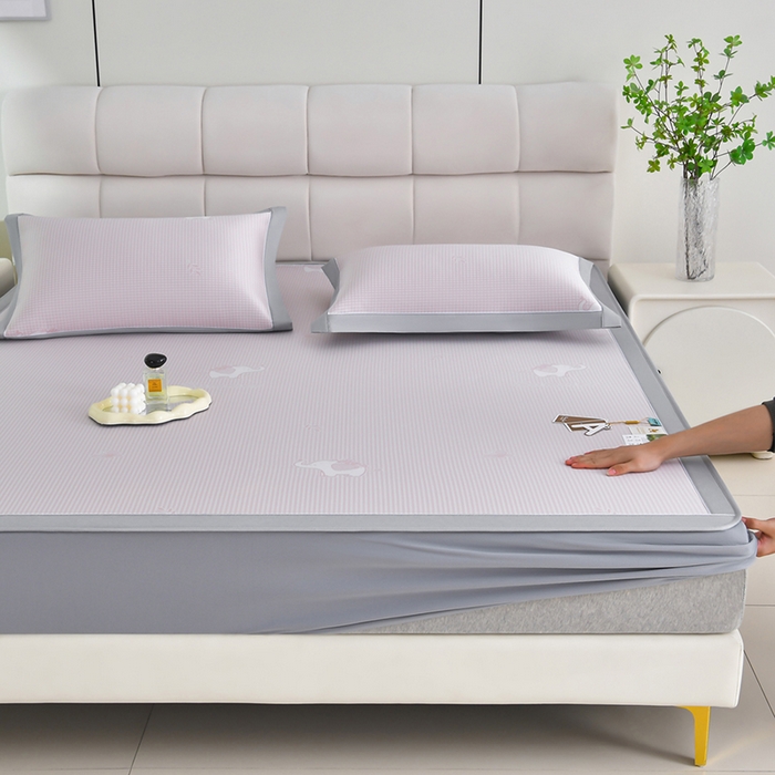 91家纺网 家纺一手货源 找家纺 小牛席业 2026新款【实拍风格】双PE高凉感-小象提花冰丝席系列（床笠款） 粉色