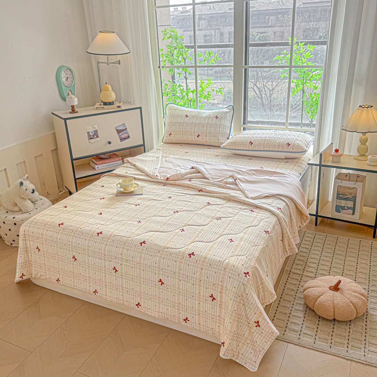 91家纺网 家纺一手货源 找家纺 莱登卡奴 2026新款新款A类凉感丝锦氨数码印花夏被四件套 蝶恋