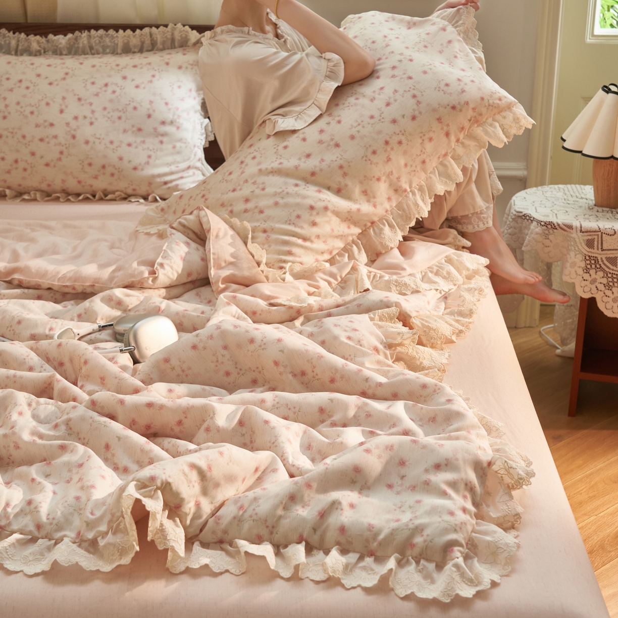 91家纺网 家纺一手货源 找家纺 晨曦家纺 2026新款高端纯棉天丝棉麻莱赛尔夏凉被四件套 粉雾小蔷薇