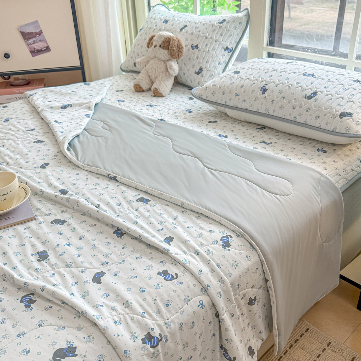 91家纺网 家纺一手货源 找家纺 莱登卡奴 2026新款新款A类凉感丝锦氨数码印花夏被四件套 花田物语