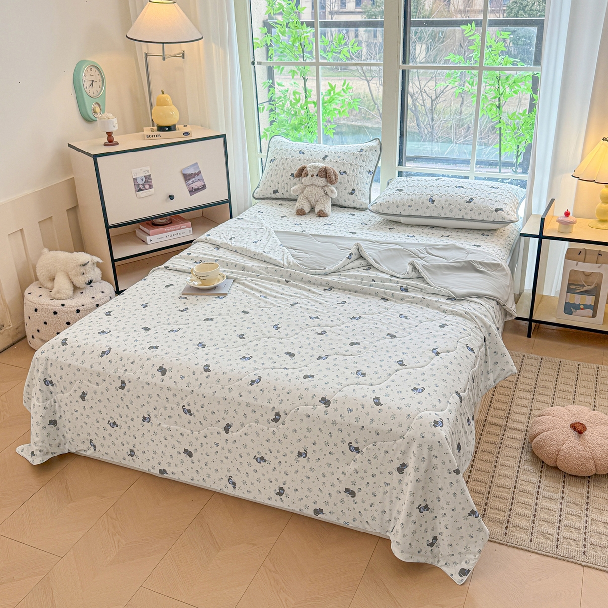 91家纺网 家纺一手货源 找家纺 莱登卡奴 2026新款新款A类凉感丝锦氨数码印花夏被四件套 花田物语