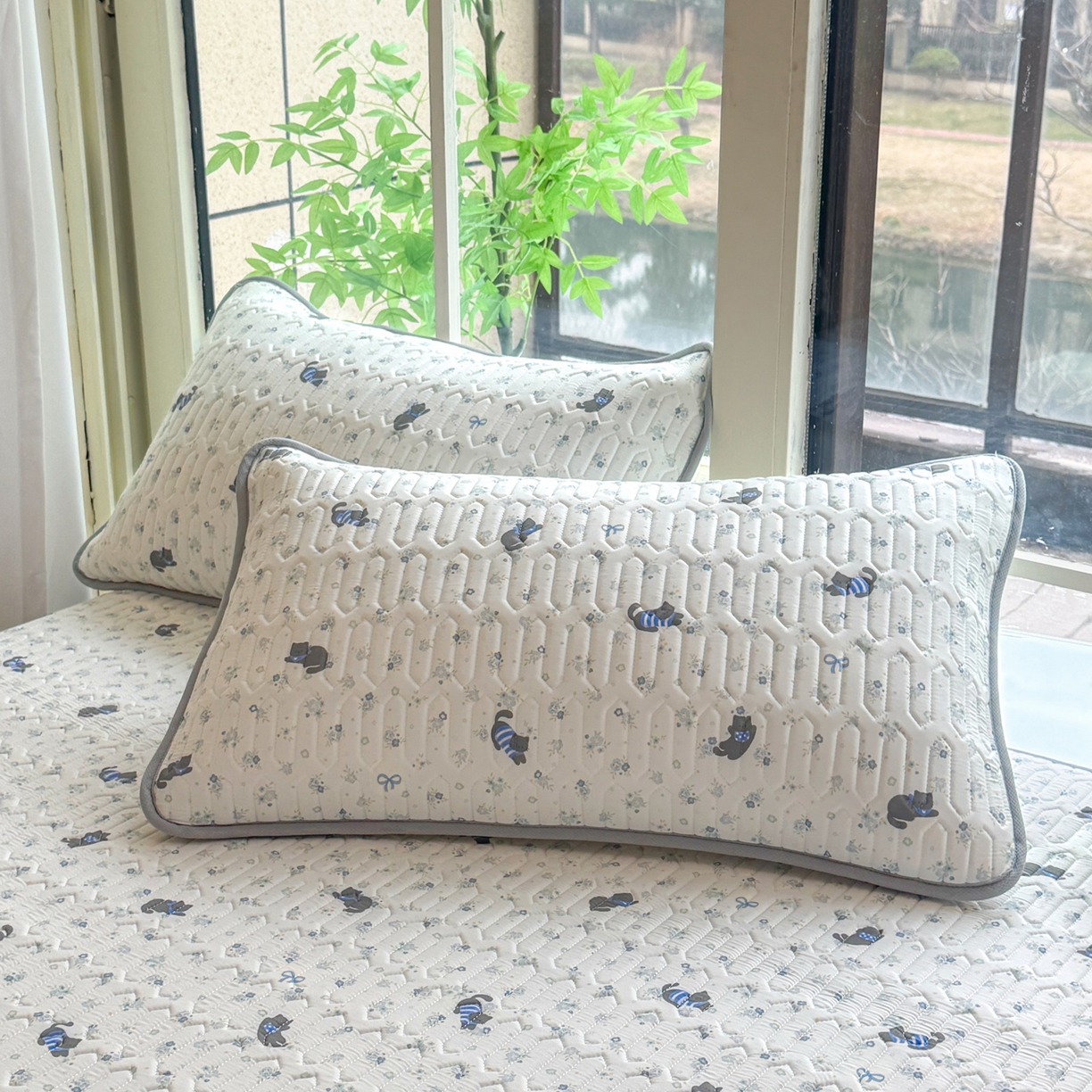 91家纺网 家纺一手货源 找家纺 莱登卡奴 2026新款新款A类凉感丝锦氨数码印花夏被四件套 花田物语