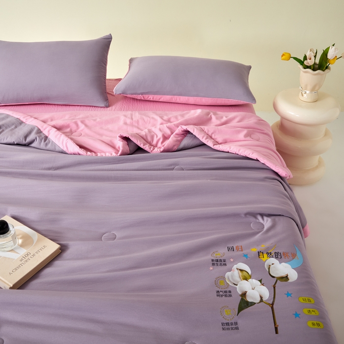 91家纺网 家纺一手货源 找家纺 瑞禾家纺 2026新款水洗棉棉花夏被四件套 魅紫浅粉