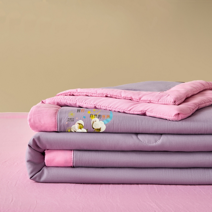 91家纺网 家纺一手货源 找家纺 瑞禾家纺 2026新款水洗棉棉花夏被四件套 魅紫浅粉