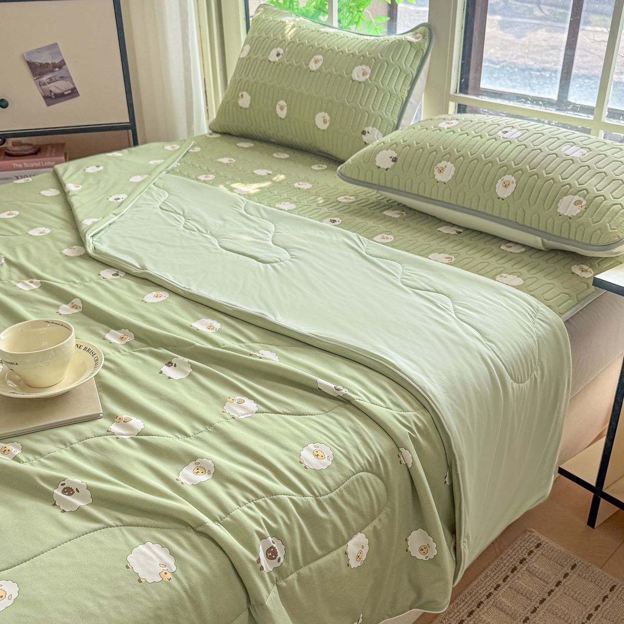 91家纺网 家纺一手货源 找家纺 莱登卡奴 2026新款新款A类凉感丝锦氨数码印花夏被四件套 绵风漫野