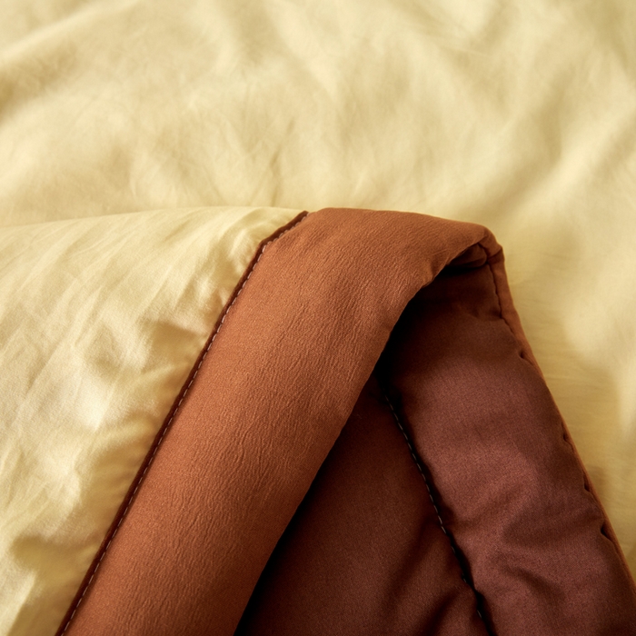 91家纺网 家纺一手货源 找家纺 瑞禾家纺 2026新款水洗棉棉花夏被四件套 奶黄深咖