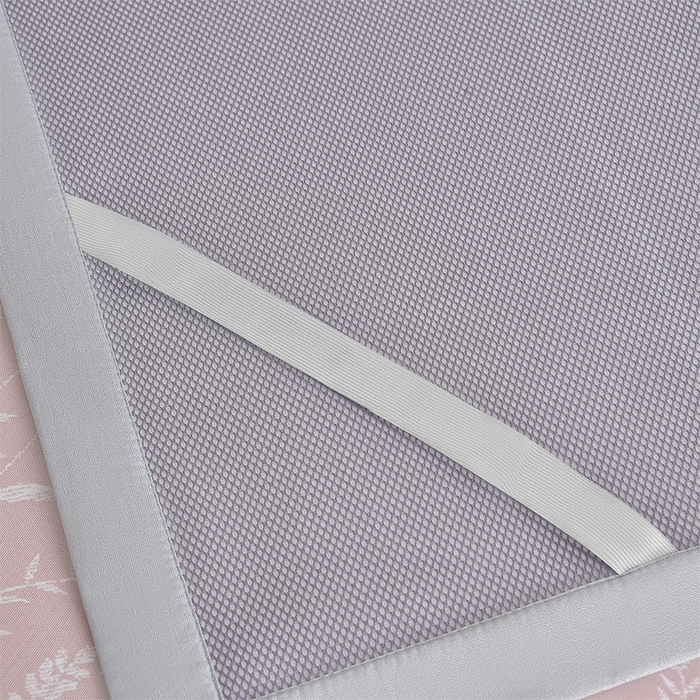 91家纺网 家纺一手货源 找家纺 小牛席业 2026春夏新款PE琉璃叶语提花凉感冰丝席席子 粉色