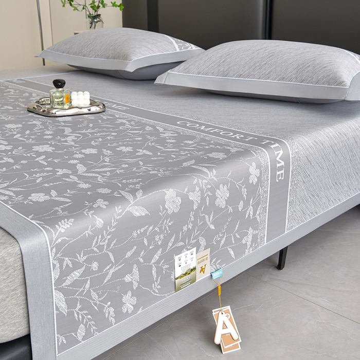 小牛席业 2026春夏新款PE琉璃叶语提花凉感冰丝席席子 灰色