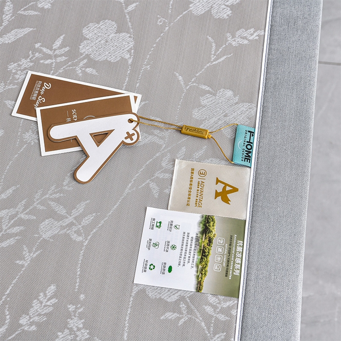 91家纺网 家纺一手货源 找家纺 小牛席业 2026春夏新款PE琉璃叶语提花凉感冰丝席席子 香槟