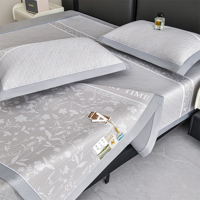 91家纺网 家纺一手货源 找家纺 小牛席业 2026春夏新款PE琉璃叶语提花凉感冰丝席席子 香槟