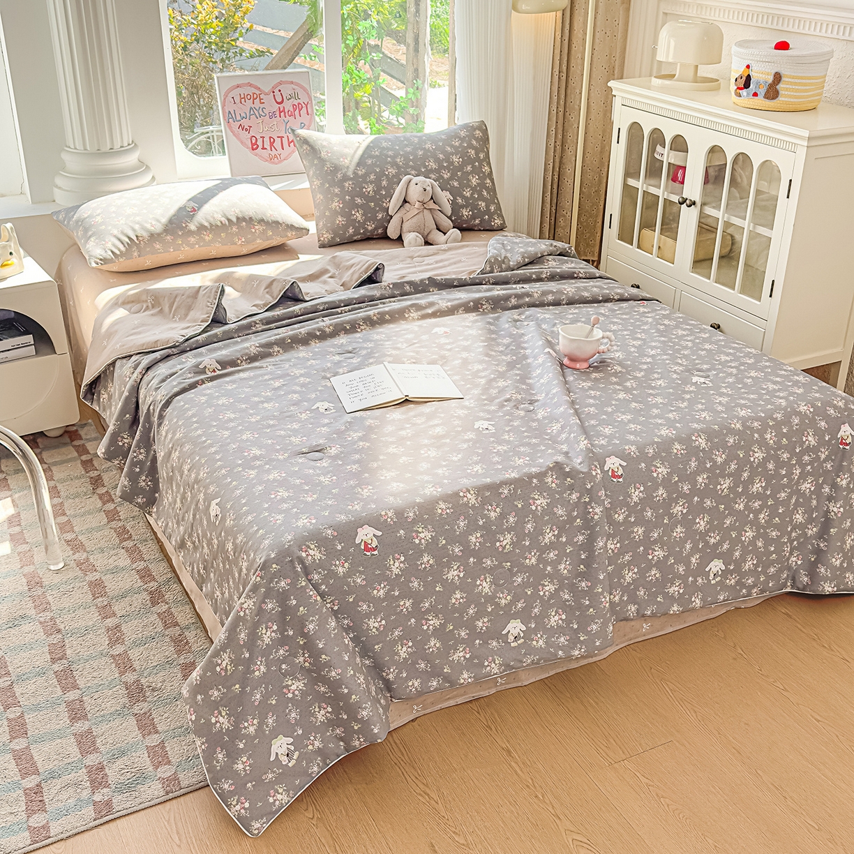 91家纺网 家纺一手货源 找家纺 典冠 2026新款100%里外全棉夏被 夏被四件套 花间采趣-咖