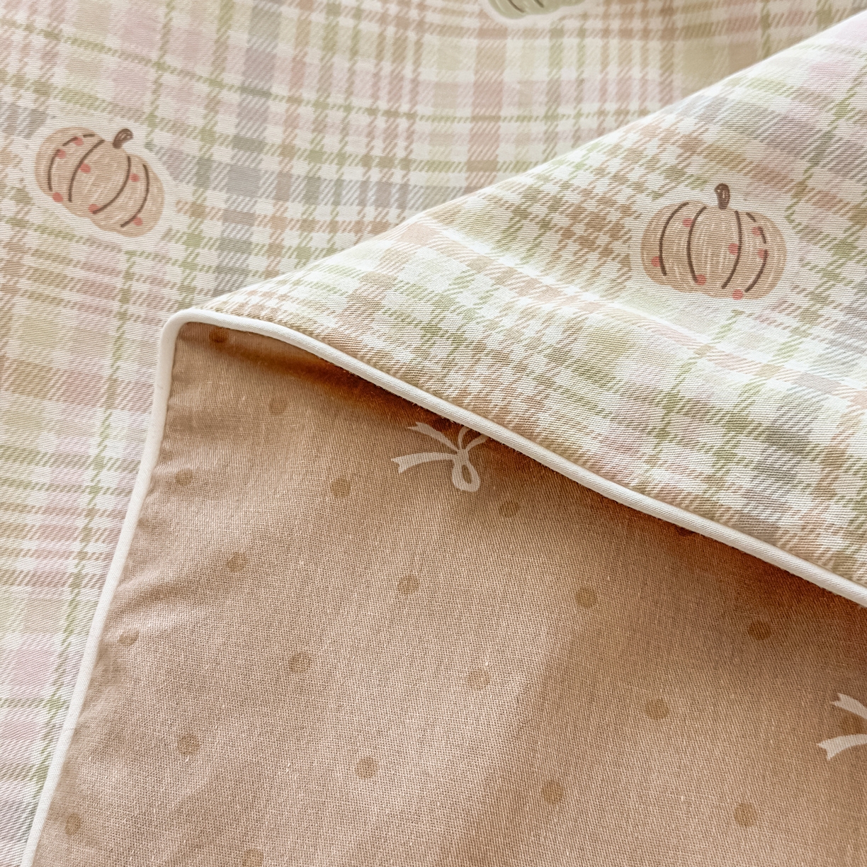 91家纺网 家纺一手货源 找家纺 典冠 2026新款100%里外全棉夏被 夏被四件套 南瓜派