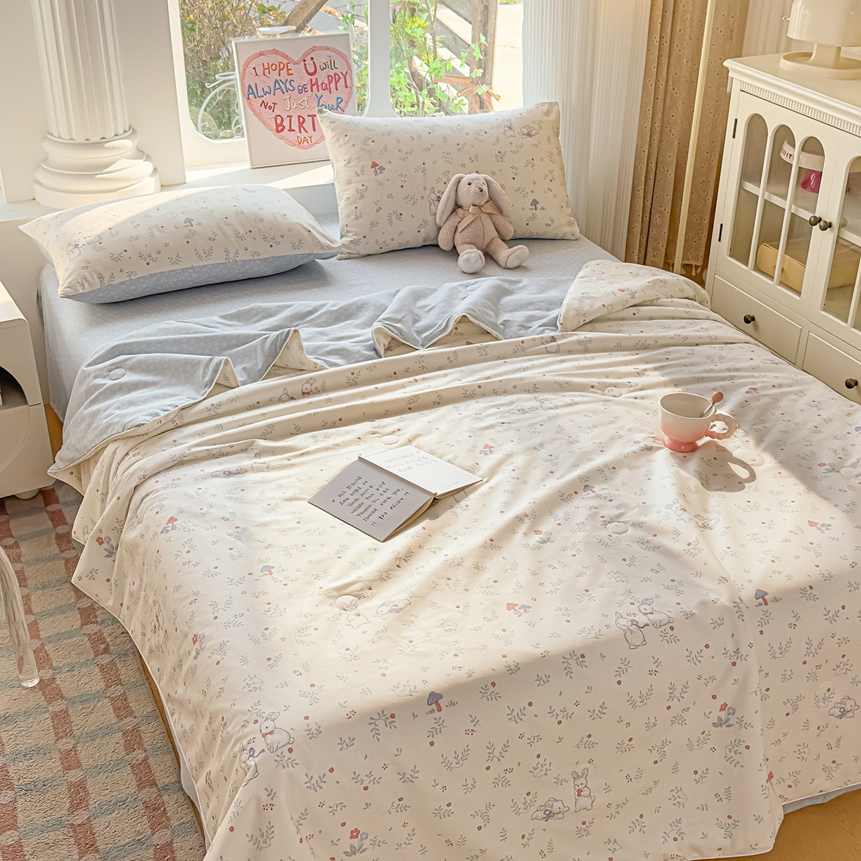 91家纺网 家纺一手货源 找家纺 典冠 2026新款100%里外全棉夏被 夏被四件套 觅时光-兰