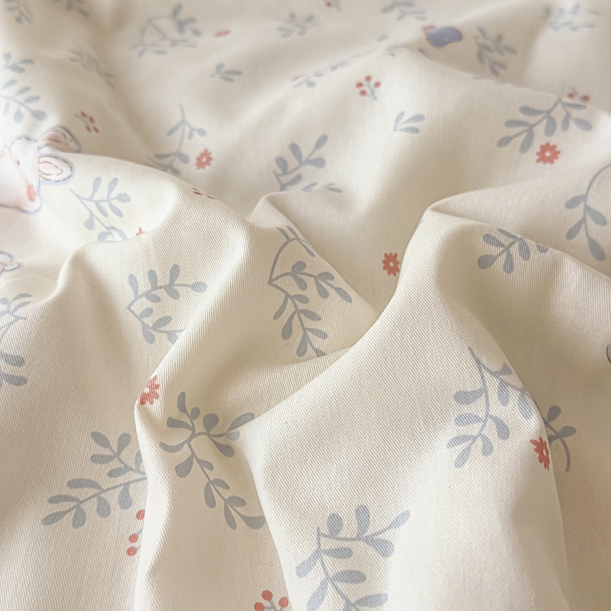 91家纺网 家纺一手货源 找家纺 典冠 2026新款100%里外全棉夏被 夏被四件套 觅时光-兰