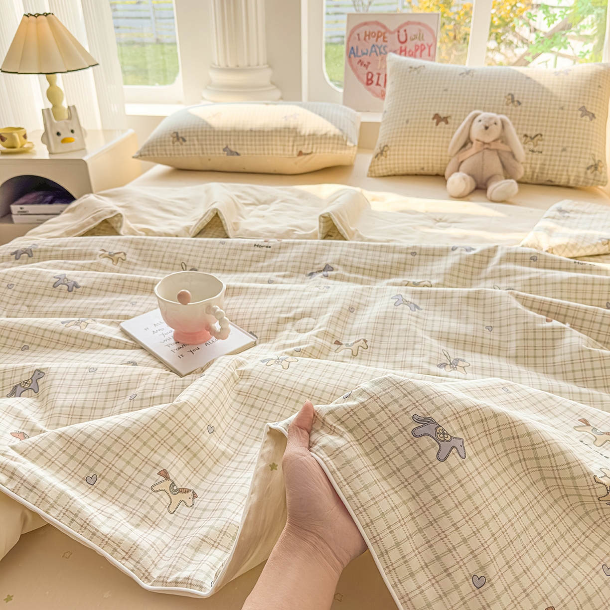 91家纺网 家纺一手货源 找家纺 典冠 2026新款100%里外全棉夏被 夏被四件套 马到成功