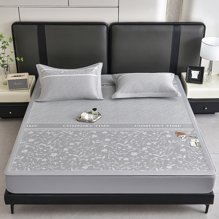 91家纺网 家纺一手货源 找家纺 小牛席业 2026春夏新款PE琉璃叶语提花凉感冰丝席席子-床笠款 灰色