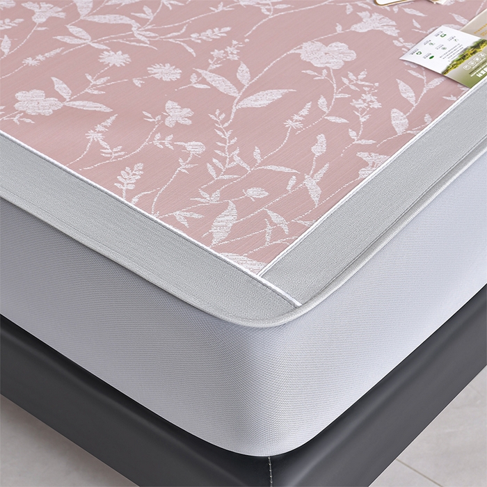 91家纺网 家纺一手货源 找家纺 小牛席业 2026春夏新款PE琉璃叶语提花凉感冰丝席席子-床笠款 粉色