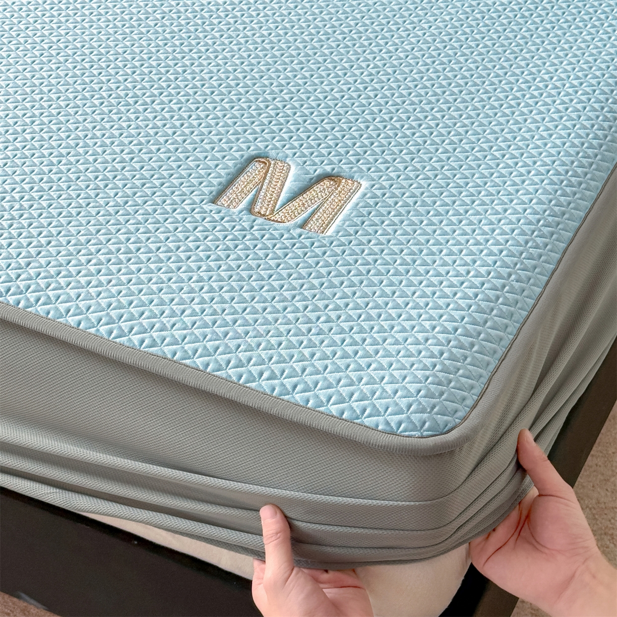 91家纺网 家纺一手货源 找家纺 叠派家纺 2026新款夏季高端竹席pe藤席空调软席可水洗席子凉席-慕尚M纹 床笠款-慕尚M纹-蓝