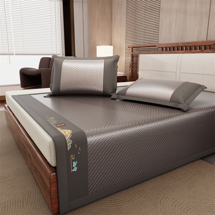 91家纺网 家纺一手货源 找家纺 缦吉 2026新款夏季高端高分子PE雪山藤席凉席款 灰色