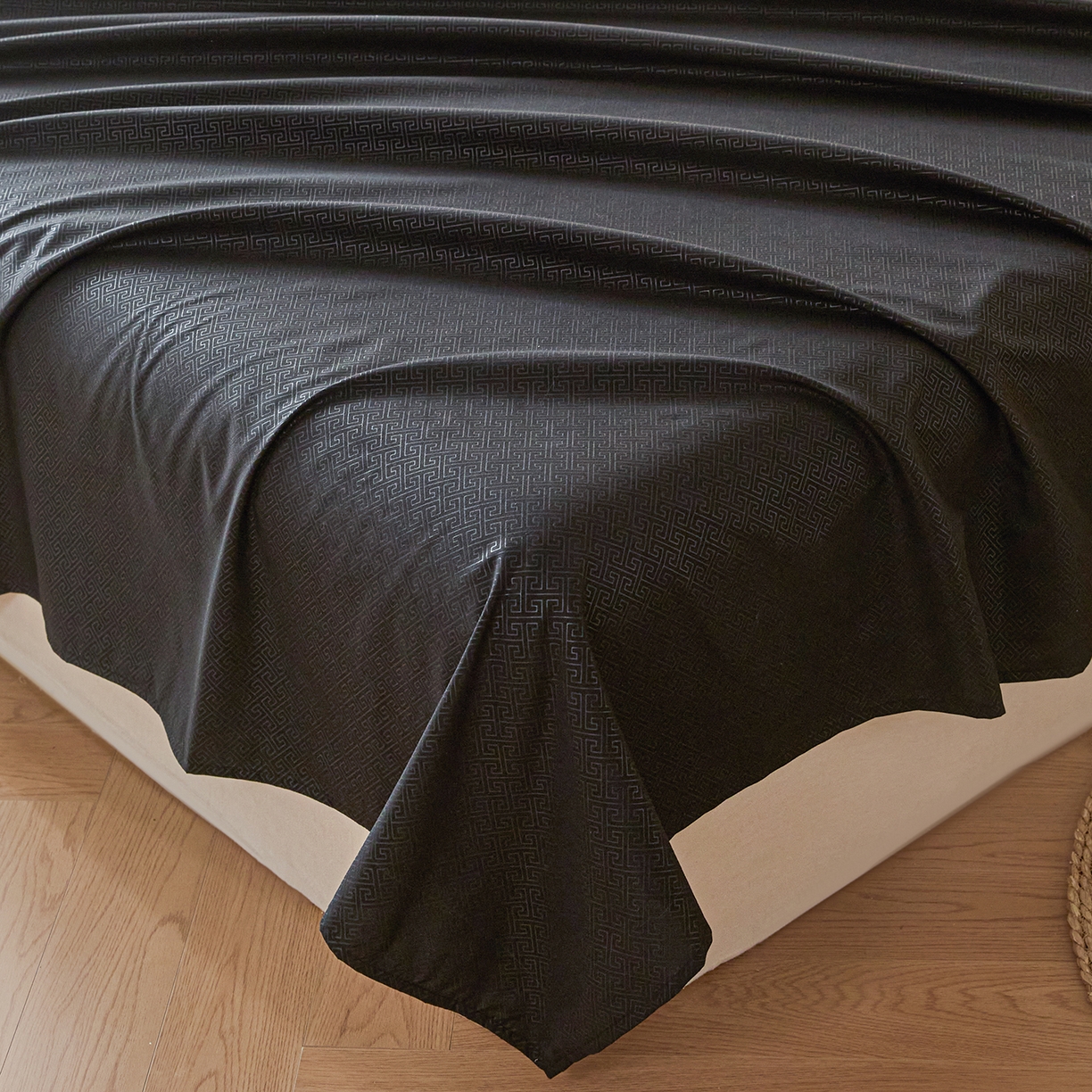 91家纺网 家纺一手货源 找家纺 露梦家纺 2026外贸内销跨境电商亚马逊速卖通磨毛单床单三件套欧美尺寸多多跨境平台TEMU 方格-黑色