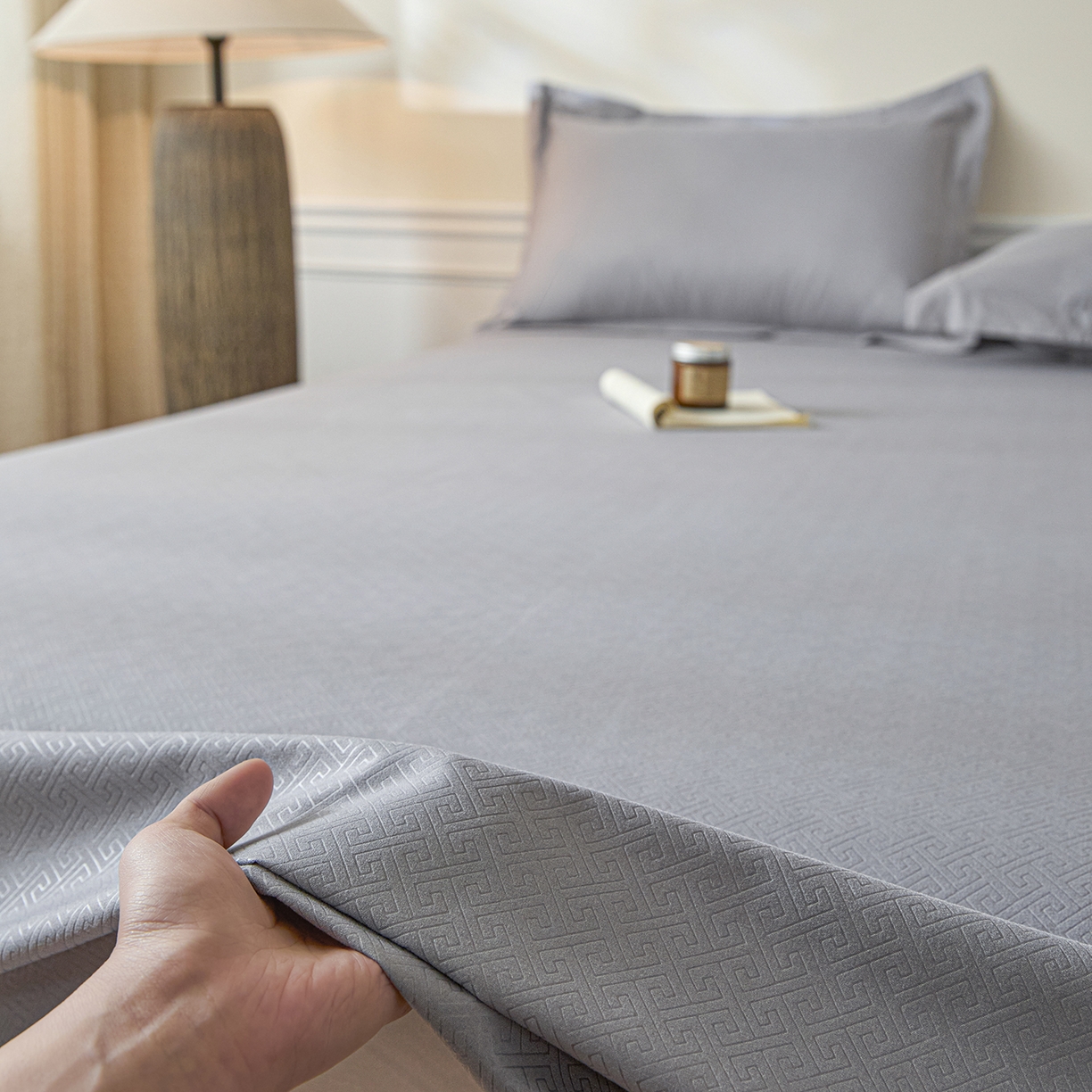 91家纺网 家纺一手货源 找家纺 露梦家纺 2026外贸内销跨境电商亚马逊速卖通磨毛单床单三件套欧美尺寸多多跨境平台TEMU 方格-浅灰