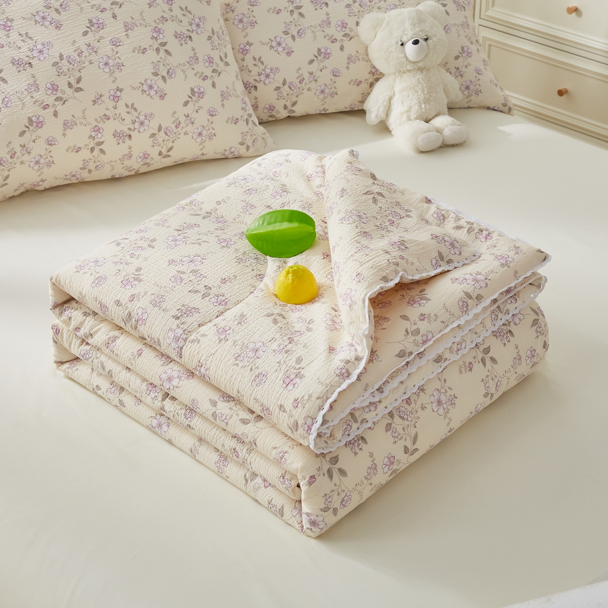 91家纺网 家纺一手货源 找家纺 帕芬鸟家纺 2026春夏新款双层皱皱纱水洗棉大豆夏被夏凉被空调被 花间蜜语