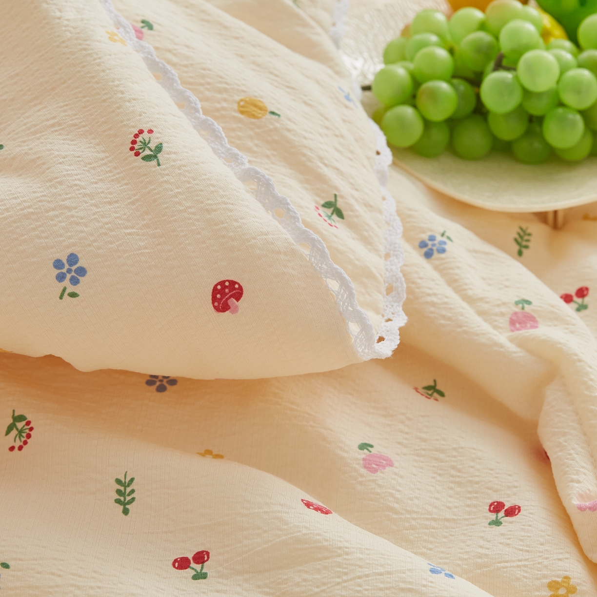 91家纺网 家纺一手货源 找家纺 帕芬鸟家纺 2026春夏新款双层皱皱纱水洗棉大豆夏被夏凉被空调被 莓果森林