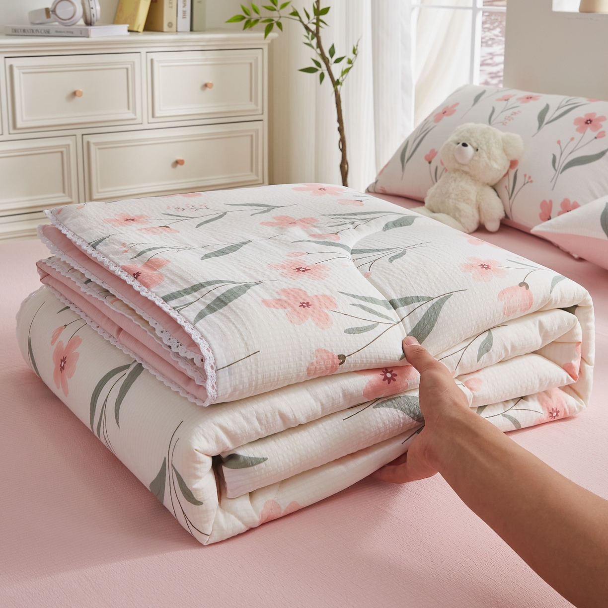 91家纺网 家纺一手货源 找家纺 帕芬鸟家纺 2026春夏新款双层皱皱纱水洗棉大豆夏被夏凉被空调被 小确幸