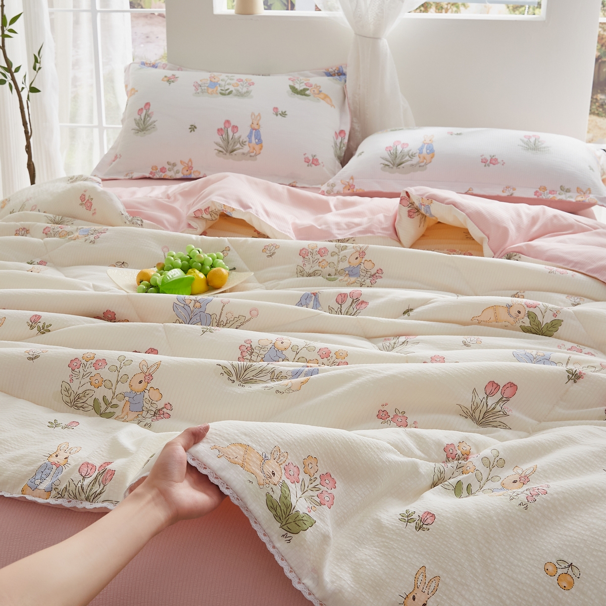 91家纺网 家纺一手货源 找家纺 帕芬鸟家纺 2026春夏新款双层皱皱纱水洗棉大豆夏被夏凉被空调被 森林兔