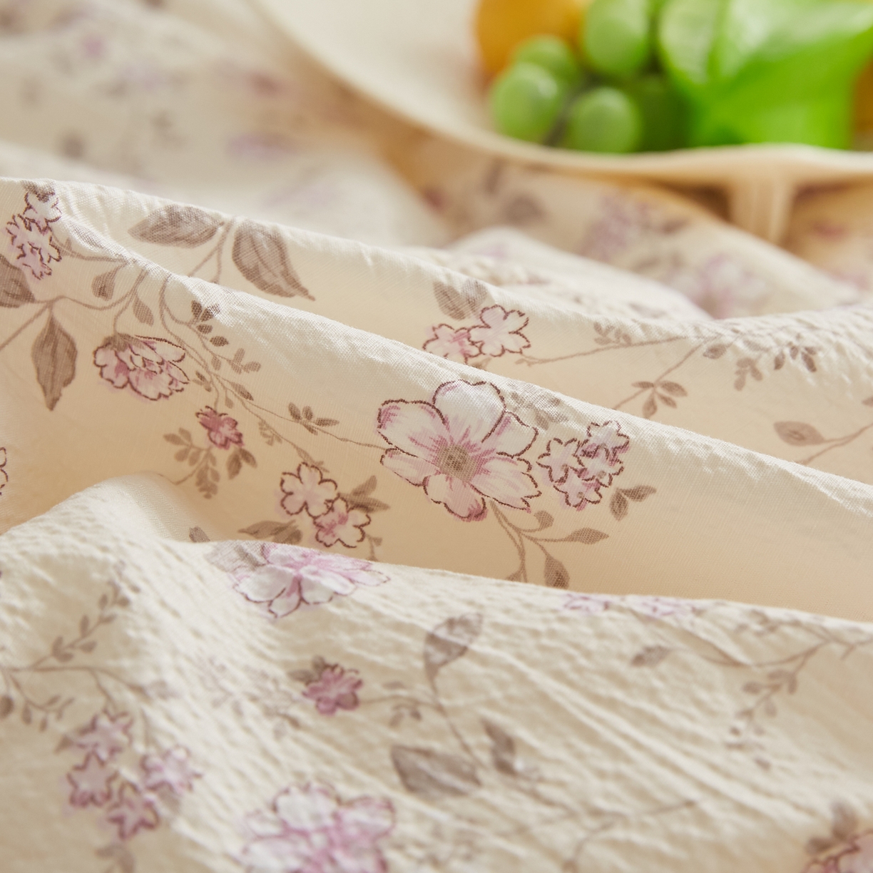 91家纺网 家纺一手货源 找家纺 帕芬鸟家纺 2026春夏新款双层皱皱纱水洗棉大豆夏被夏凉被空调被 花间蜜语