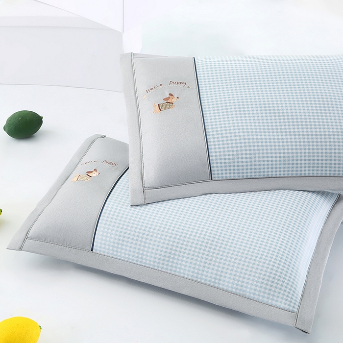 91家纺网 家纺一手货源 找家纺 （总）小牛席业 2026新款双PE高凉感-腊肠狗格纹（荞麦枕）枕头枕芯