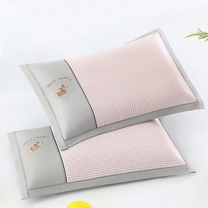 91家纺网 家纺一手货源 找家纺 小牛席业 2026新款双PE高凉感-腊肠狗格纹（荞麦枕）枕头枕芯 粉色