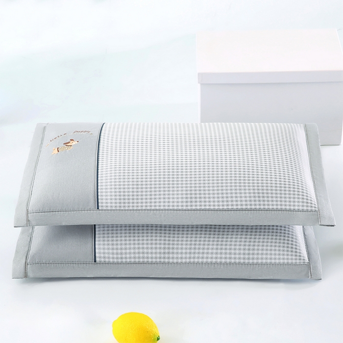 91家纺网 家纺一手货源 找家纺 小牛席业 2026新款双PE高凉感-腊肠狗格纹（荞麦枕）枕头枕芯 灰色