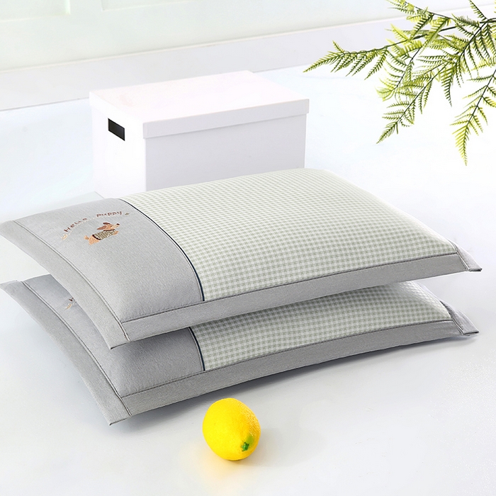 91家纺网 家纺一手货源 找家纺 小牛席业 2026新款双PE高凉感-腊肠狗格纹（荞麦枕）枕头枕芯 绿色