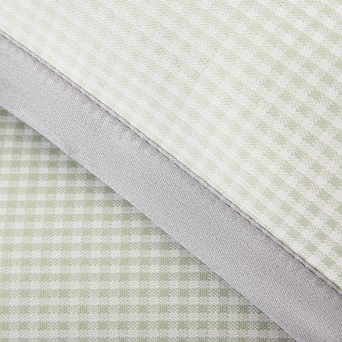 91家纺网 家纺一手货源 找家纺 小牛席业 2026新款双PE高凉感-腊肠狗格纹（荞麦枕）枕头枕芯 绿色