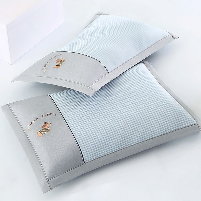 91家纺网 家纺一手货源 找家纺 小牛席业 2026新款双PE高凉感-腊肠狗格纹（夏凉枕）枕头枕芯 蓝色