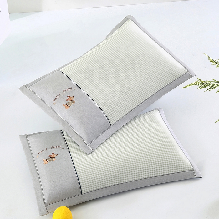 91家纺网 家纺一手货源 找家纺 小牛席业 2026新款双PE高凉感-腊肠狗格纹（夏凉枕）枕头枕芯 绿色