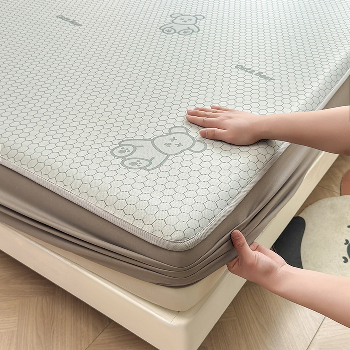 91家纺网 家纺一手货源 找家纺 （总）义博家纺 2026新款碳光冰丝席5D印花床笠款