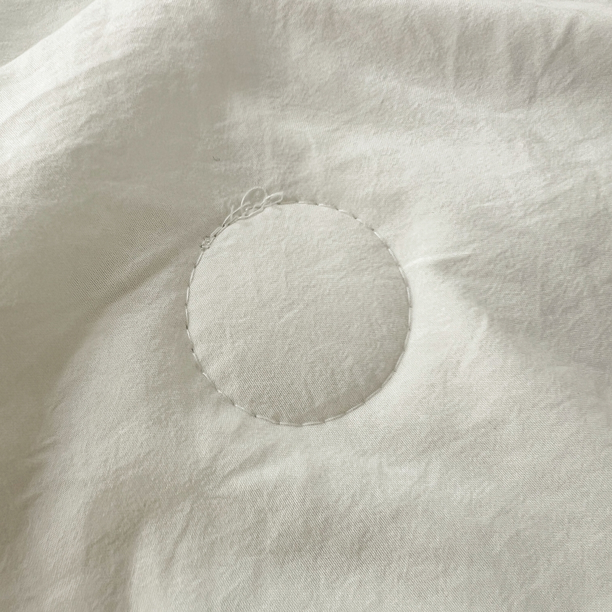 91家纺网 家纺一手货源 找家纺 冕悠家纺 2026春夏新款A类高克重超级无敌柔软水洗棉拼色夏被空调被夏凉被四件套 春芜绿+奶白-夏凉被