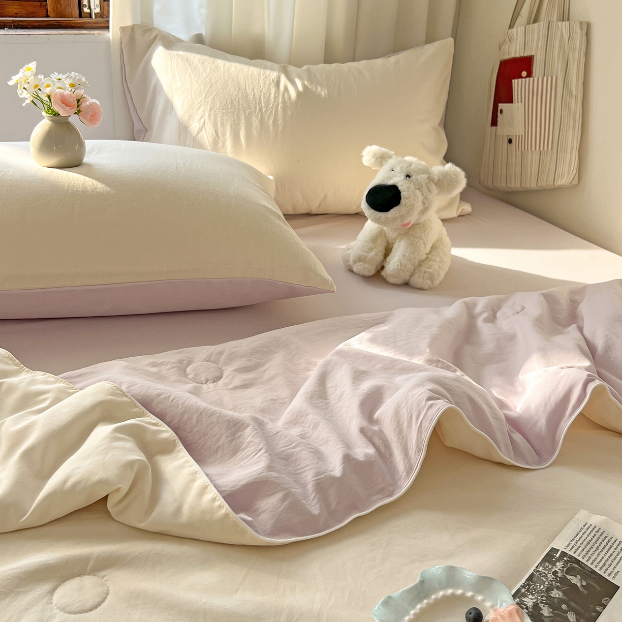 91家纺网 家纺一手货源 找家纺 冕悠家纺 2026春夏新款A类高克重超级无敌柔软水洗棉拼色夏被空调被夏凉被四件套 幕山紫+芝士粉-夏凉被