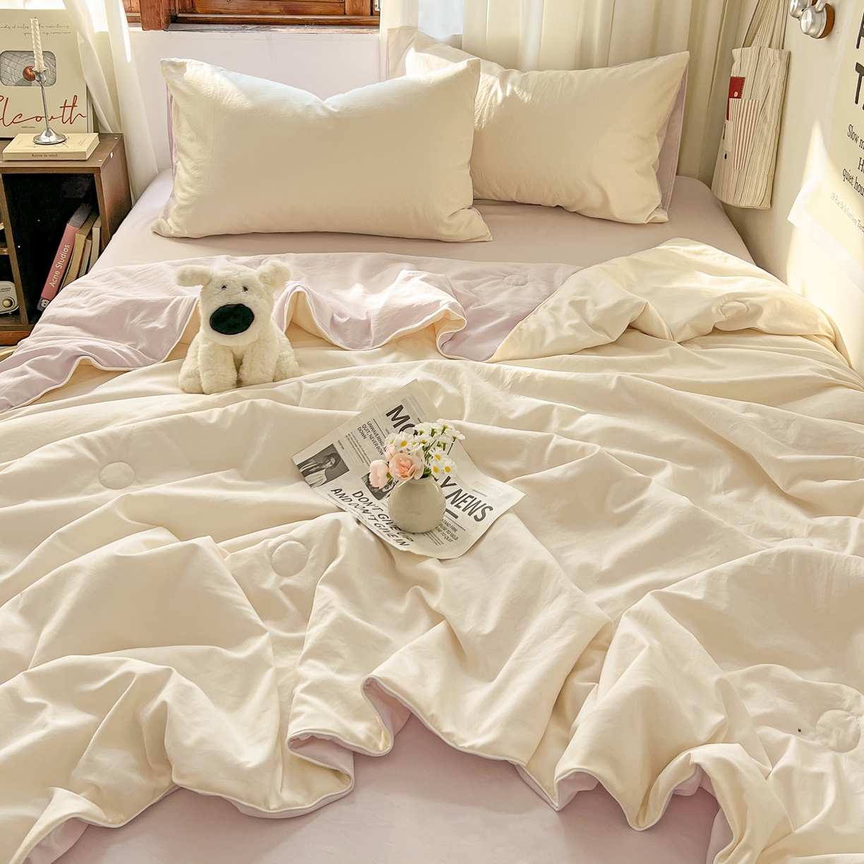 91家纺网 家纺一手货源 找家纺 冕悠家纺 2026春夏新款A类高克重超级无敌柔软水洗棉拼色夏被空调被夏凉被四件套 幕山紫+芝士粉-夏凉被