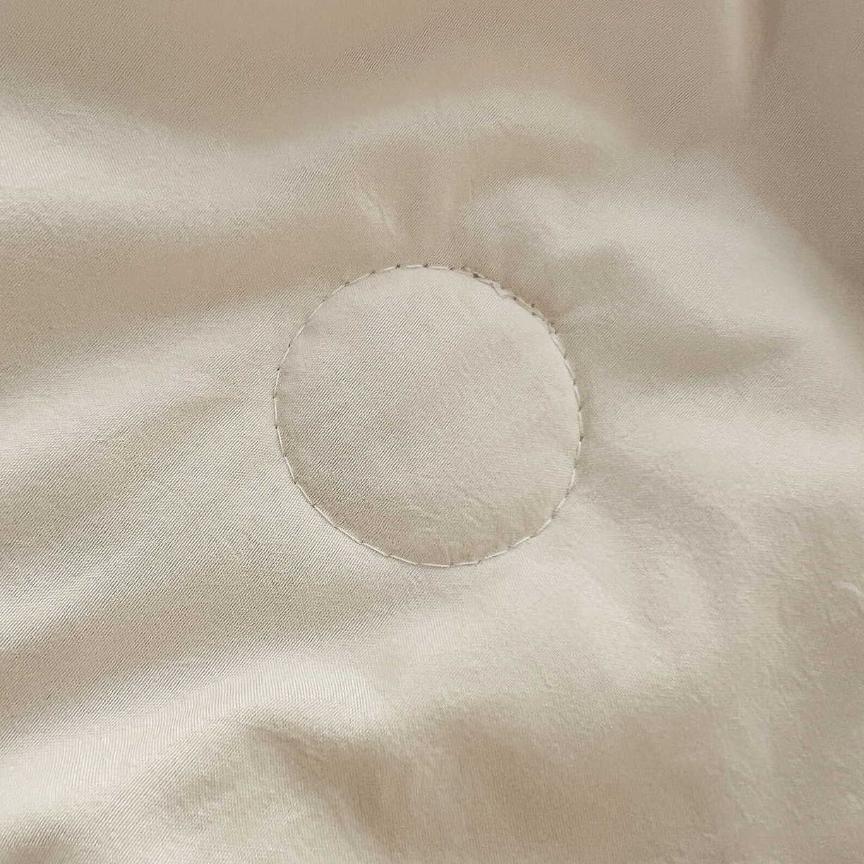 91家纺网 家纺一手货源 找家纺 冕悠家纺 2026春夏新款A类高克重超级无敌柔软水洗棉拼色夏被空调被夏凉被四件套 幕山紫+芝士粉-夏凉被