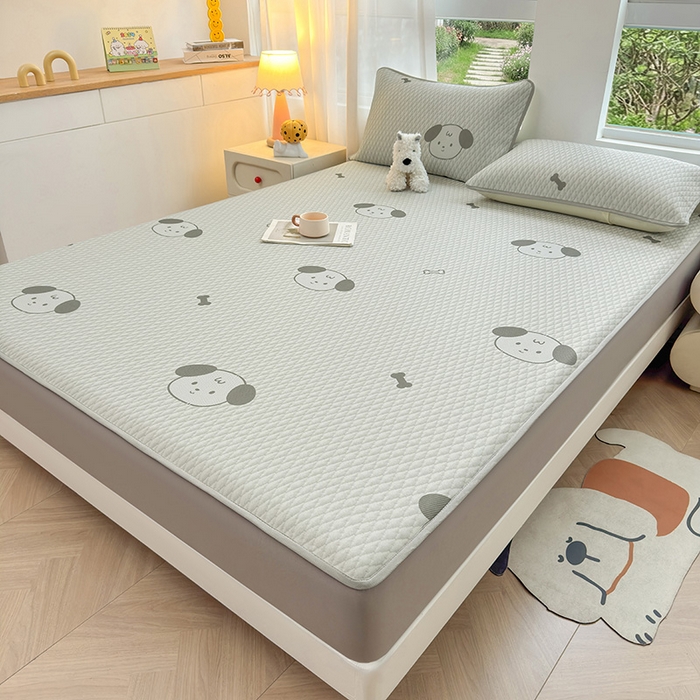 91家纺网 家纺一手货源 找家纺 义博家纺 2026新款碳光冰丝席5D印花床笠款 淘气狗