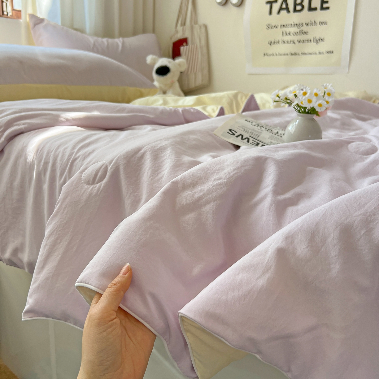 91家纺网 家纺一手货源 找家纺 冕悠家纺 2026春夏新款A类高克重超级无敌柔软水洗棉拼色夏被空调被夏凉被四件套 芝士+幕山紫-夏凉被